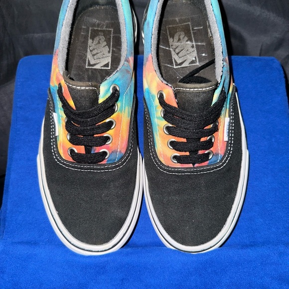 Good condition VANS OF the WALL - Picture 2 of 3